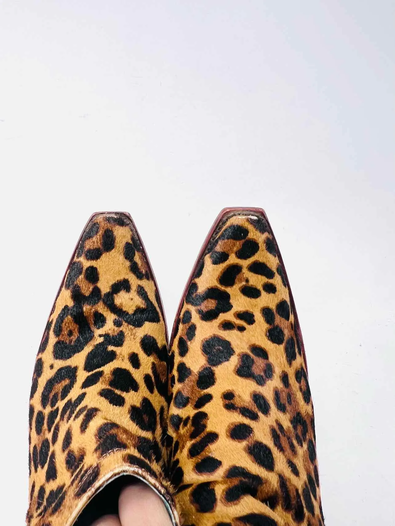 Ariat Size 8.5 Tan/Black Animal Print Cowhide AS IS Shoes Ankle Boots