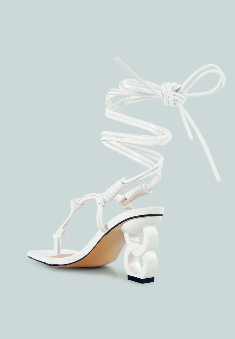 cassino thong chain heel sandals