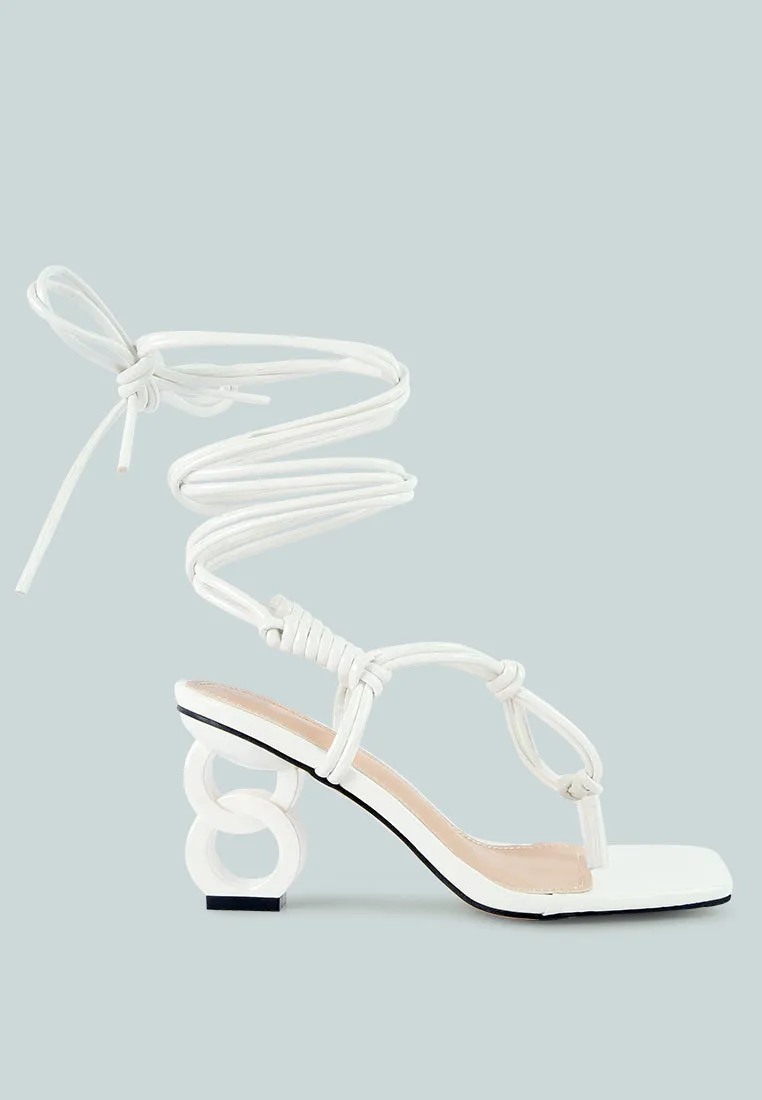 cassino thong chain heel sandals