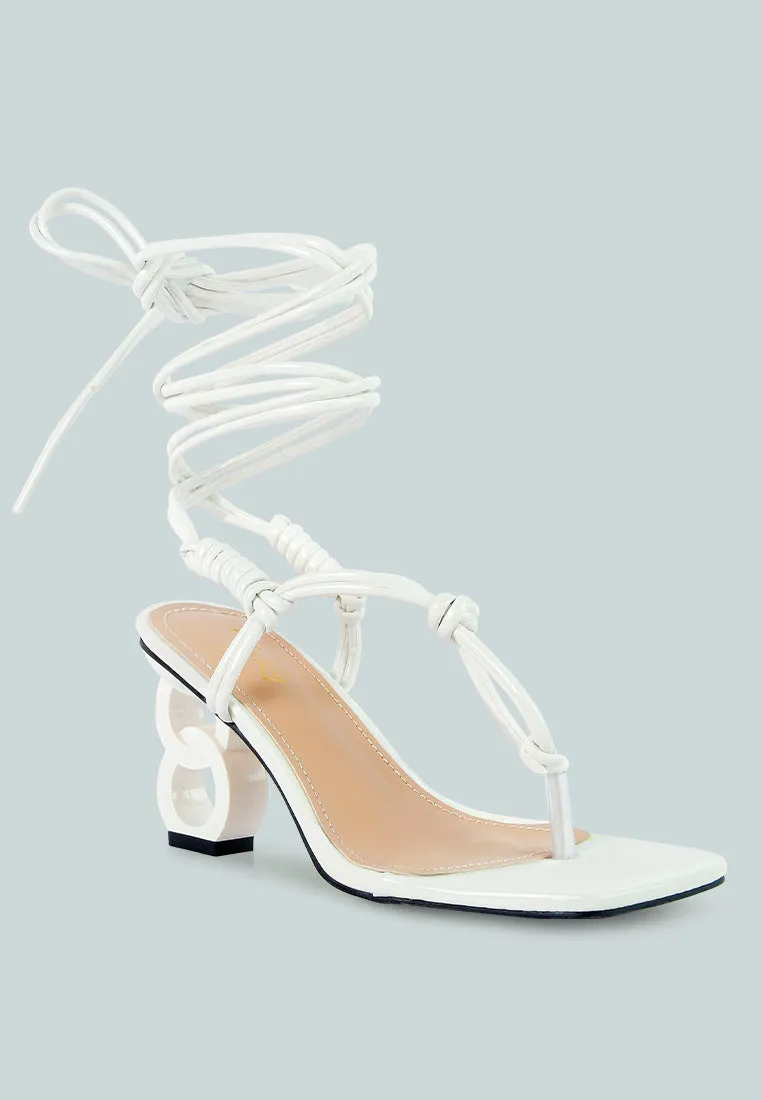 cassino thong chain heel sandals