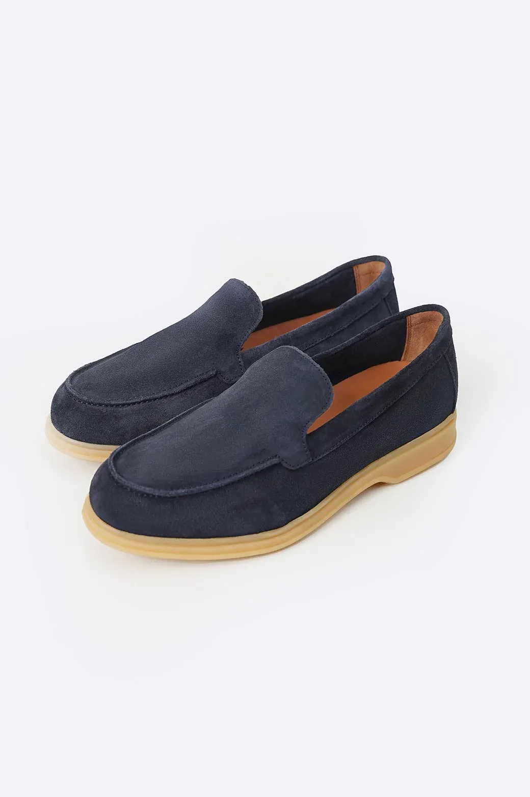 COMFORTABLE LEATHER LOAFERS