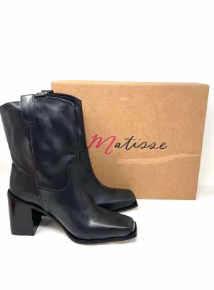 Matisse Size 10 Black Distressed Leather NEW Shoes Boots
