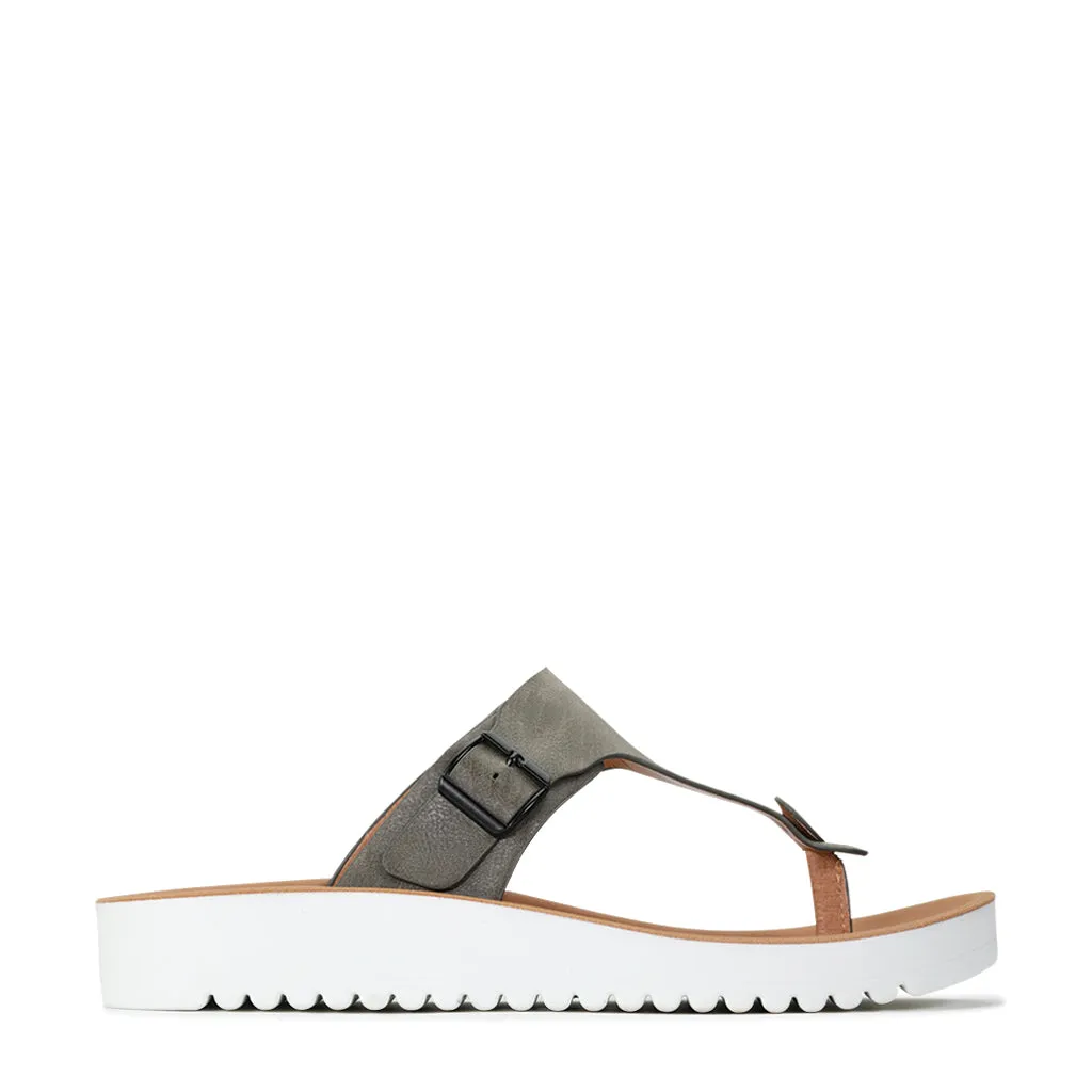 NINE SANDAL