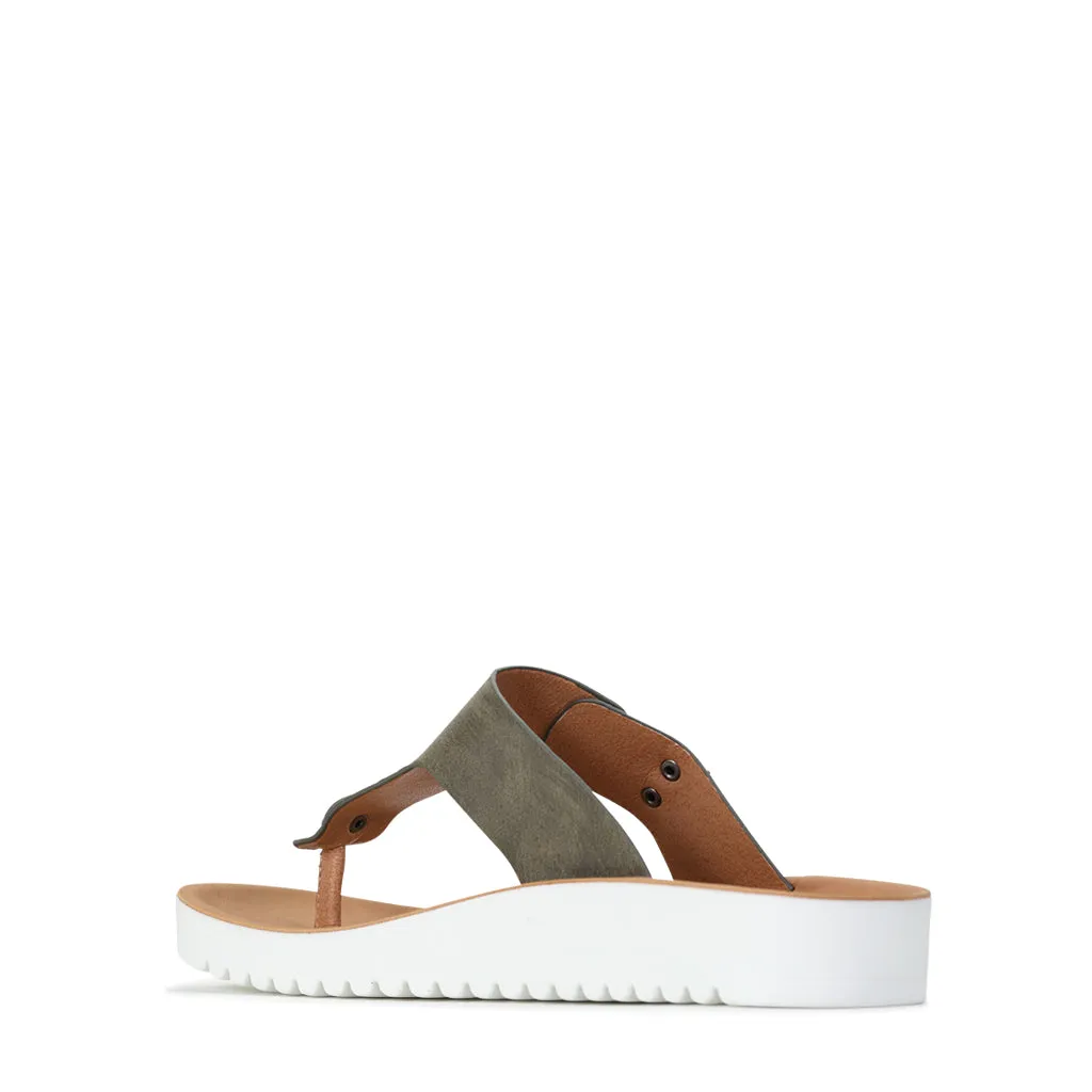 NINE SANDAL