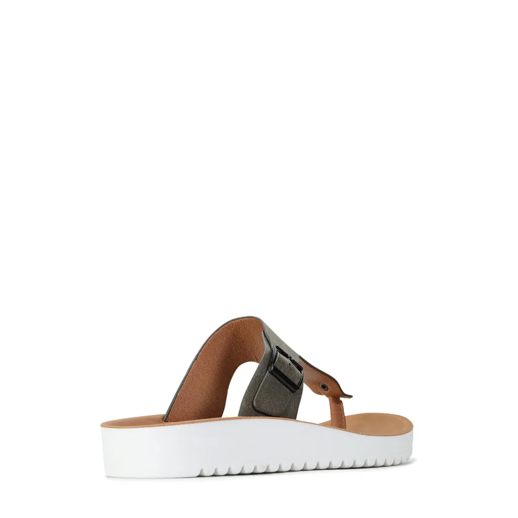 NINE SANDAL