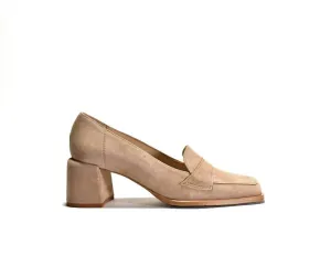 Nisha Shoes In Sabbia Suede