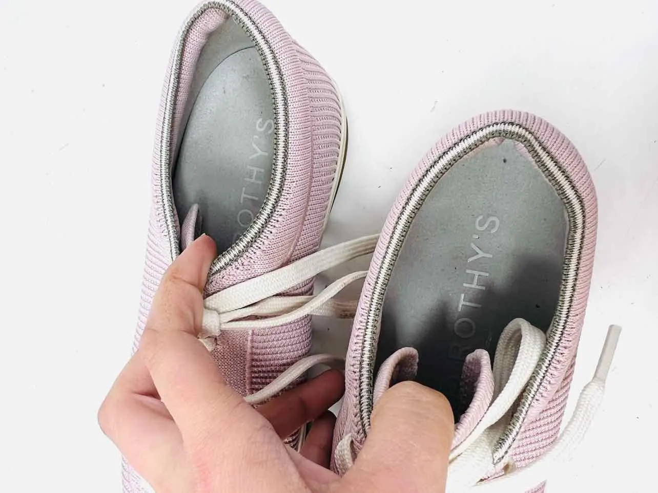 Rothy's Size 8 Blush/White Lace-Up Knit Shoes Sneakers