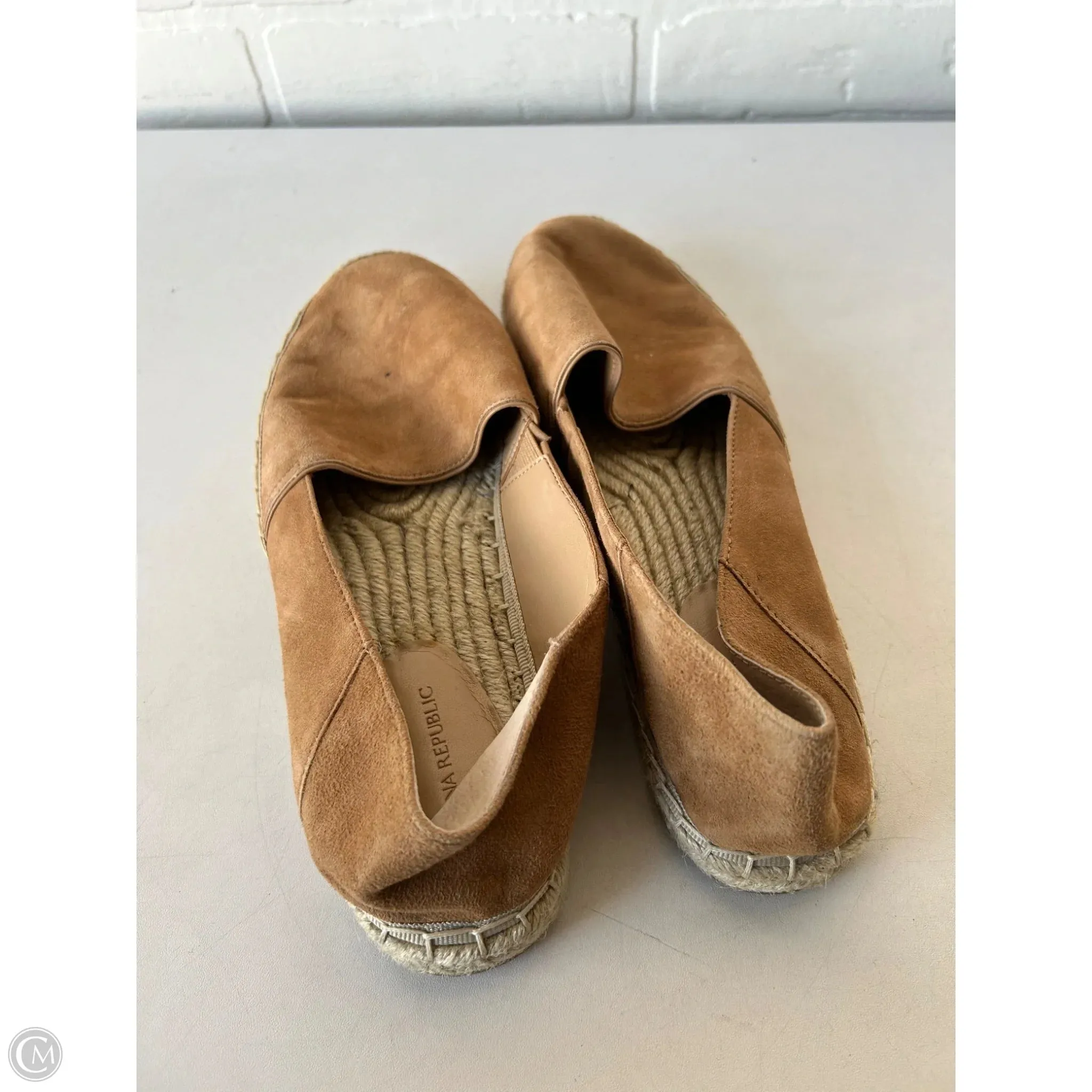 Shoes Flats By Banana Republic In Tan, Size: 7.5