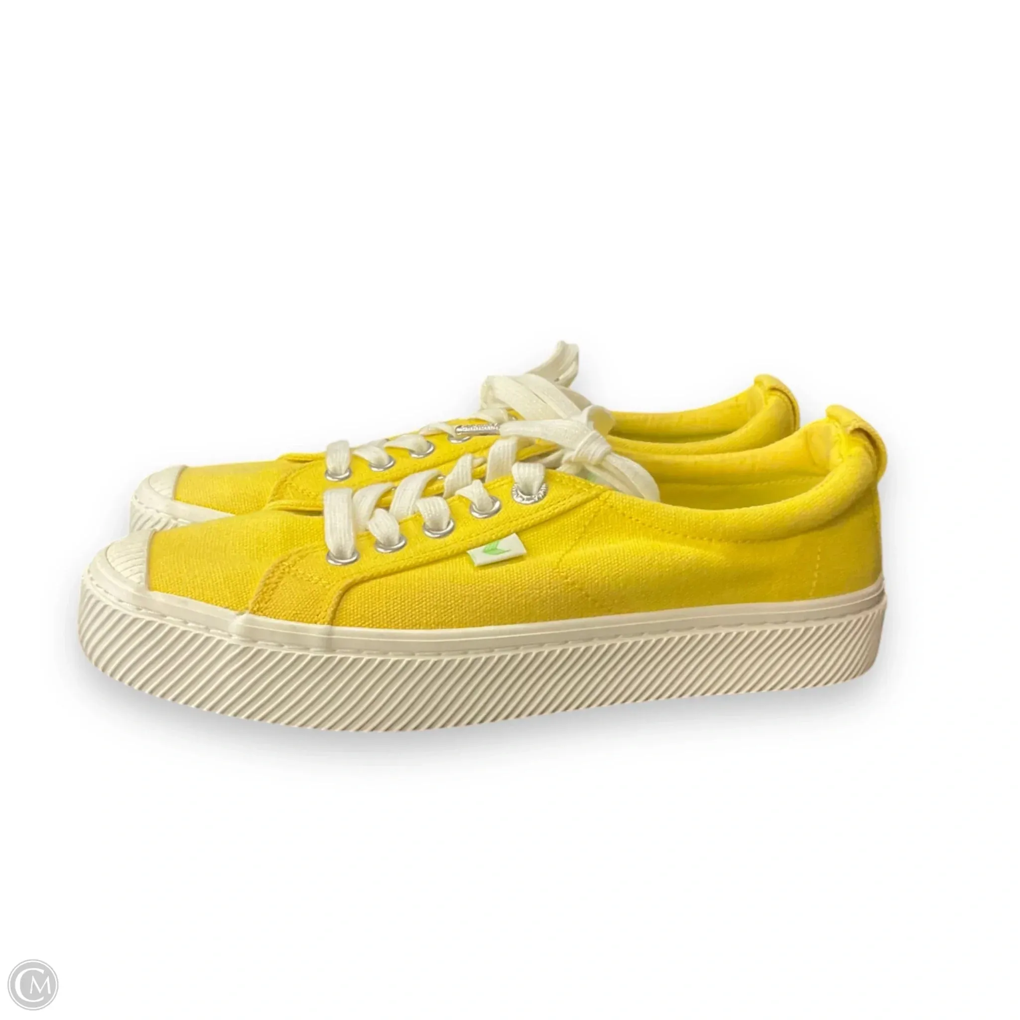 Shoes Flats By Cariuma In Yellow, Size: 6.5