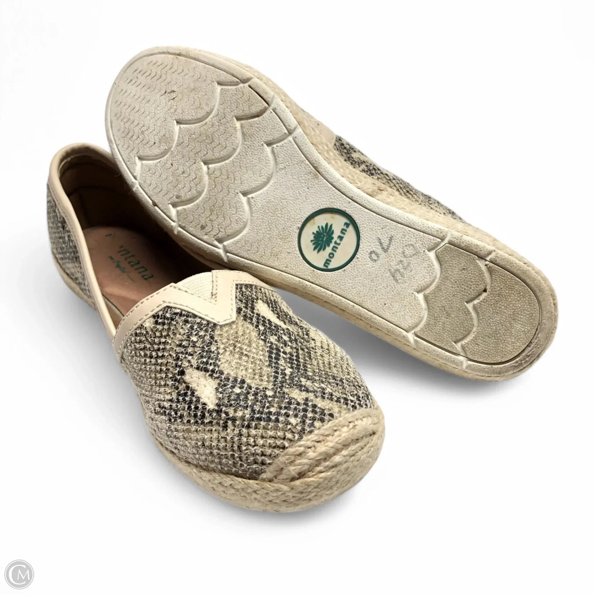 Shoes Flats By Clothes Mentor In Beige, Size: 8
