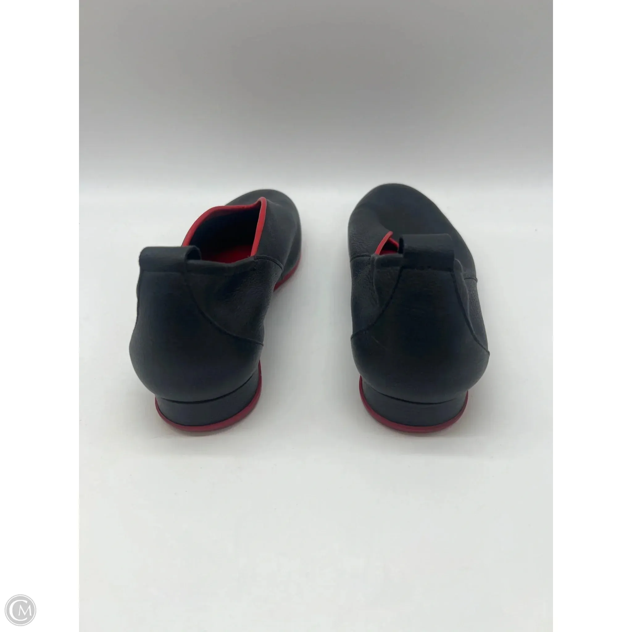 Shoes Flats By Clothes Mentor In Black, Size: 8.5