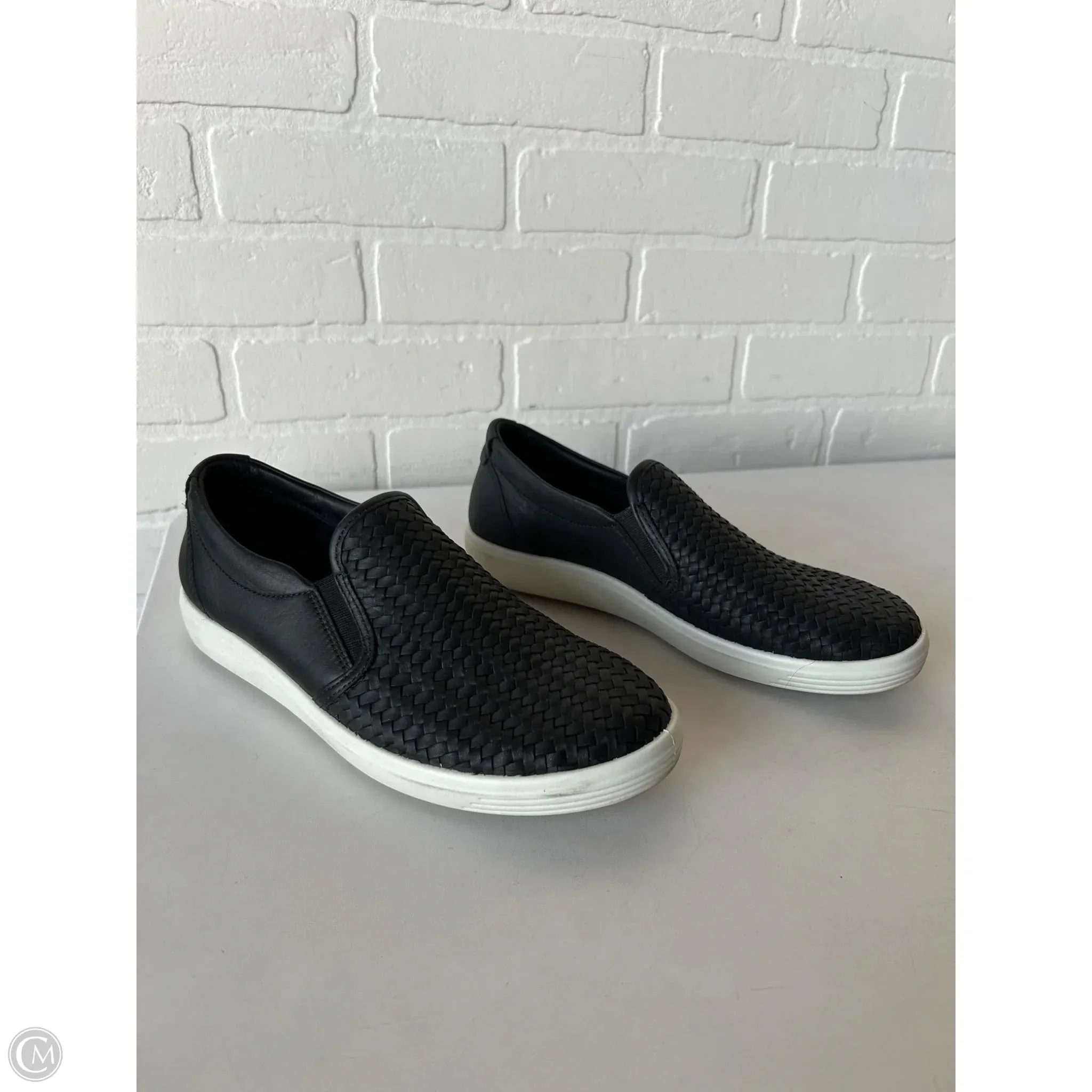 Shoes Flats By Echo In Black, Size: 8.5