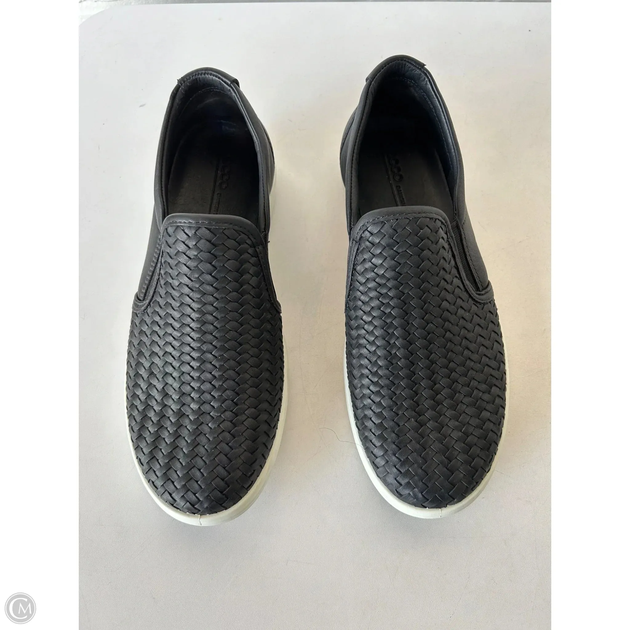 Shoes Flats By Echo In Black, Size: 8.5