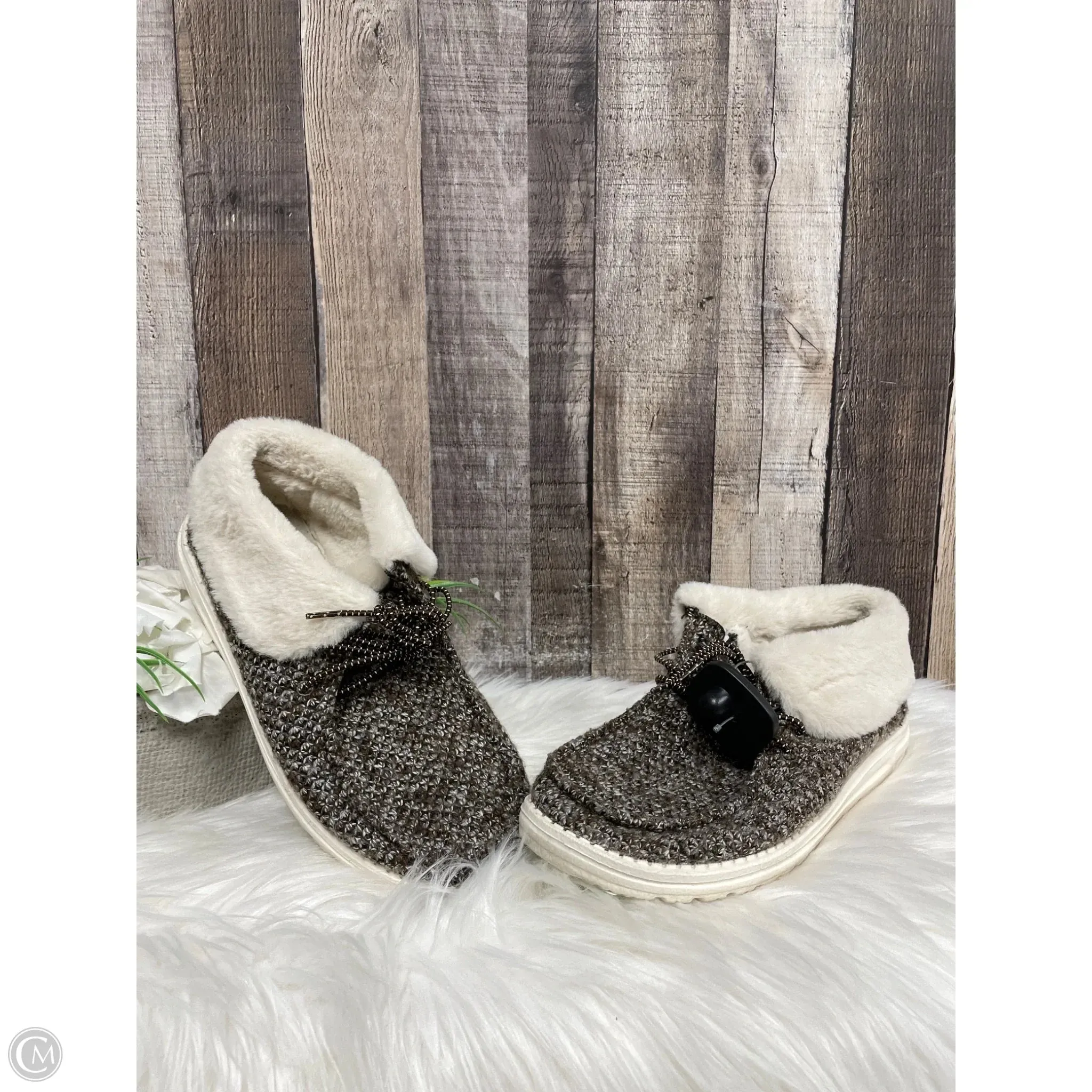 Shoes Flats By Hey Dude In Brown, Size: 8