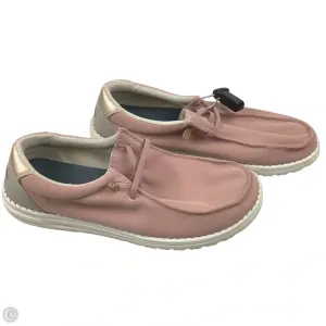 Shoes Flats By Hey Dude In Pink, Size: 9