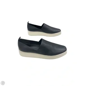 Shoes Flats By Vince In Black, Size: 9
