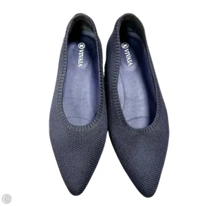 Shoes Flats By Vivaia In Navy, Size: 6.5