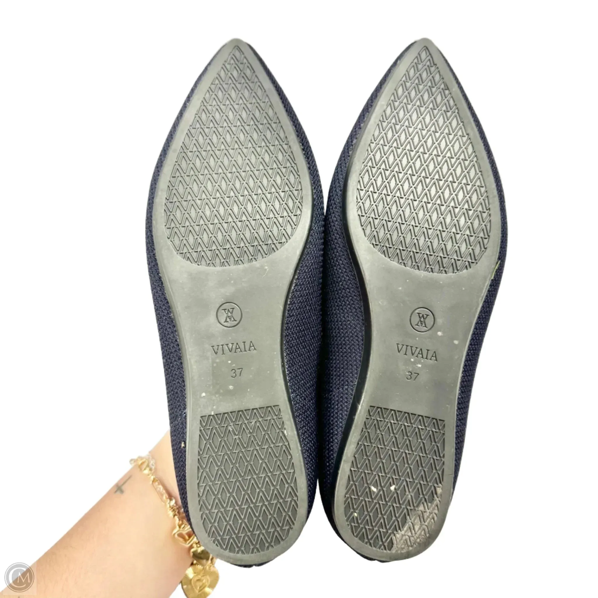 Shoes Flats By Vivaia In Navy, Size: 6.5