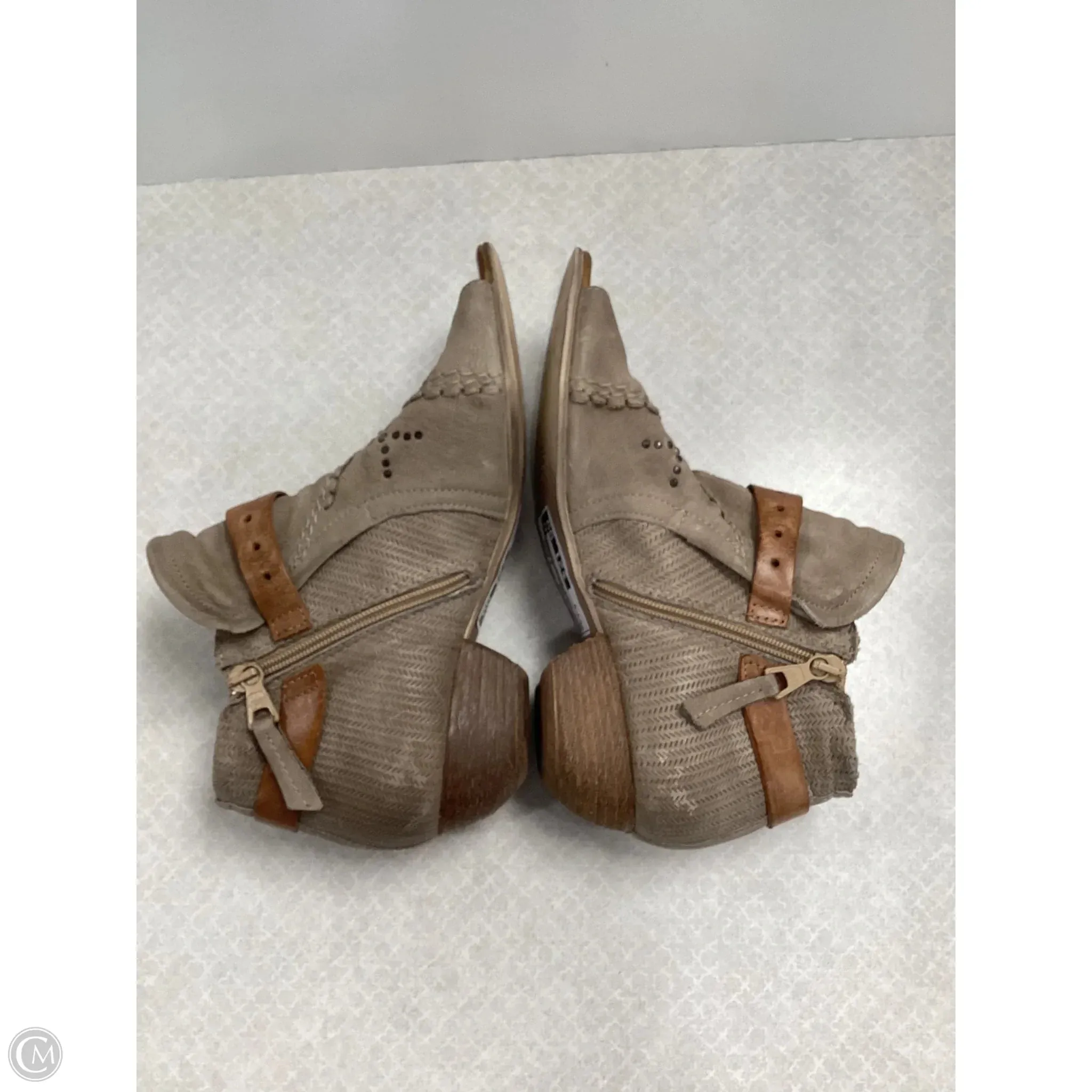 Shoes Heels Block By Miz Mooz In Taupe, Size: 7.5