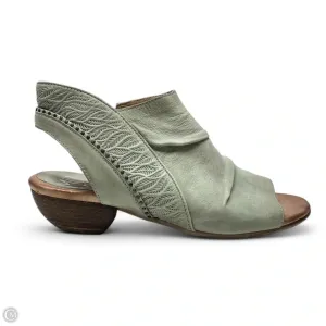 Shoes Heels Wedge By Miz Mooz In Taupe, Size: 9