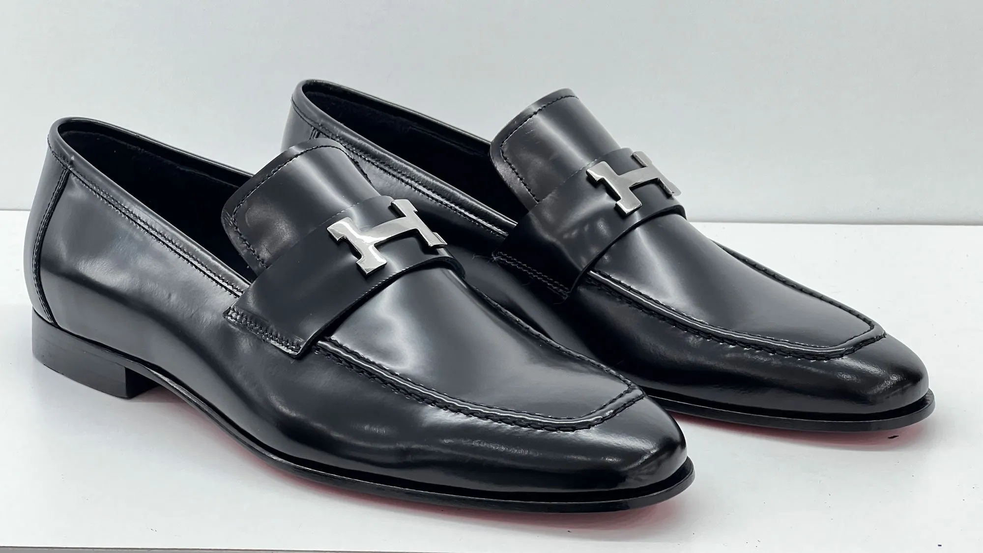 Style: 24306-Black