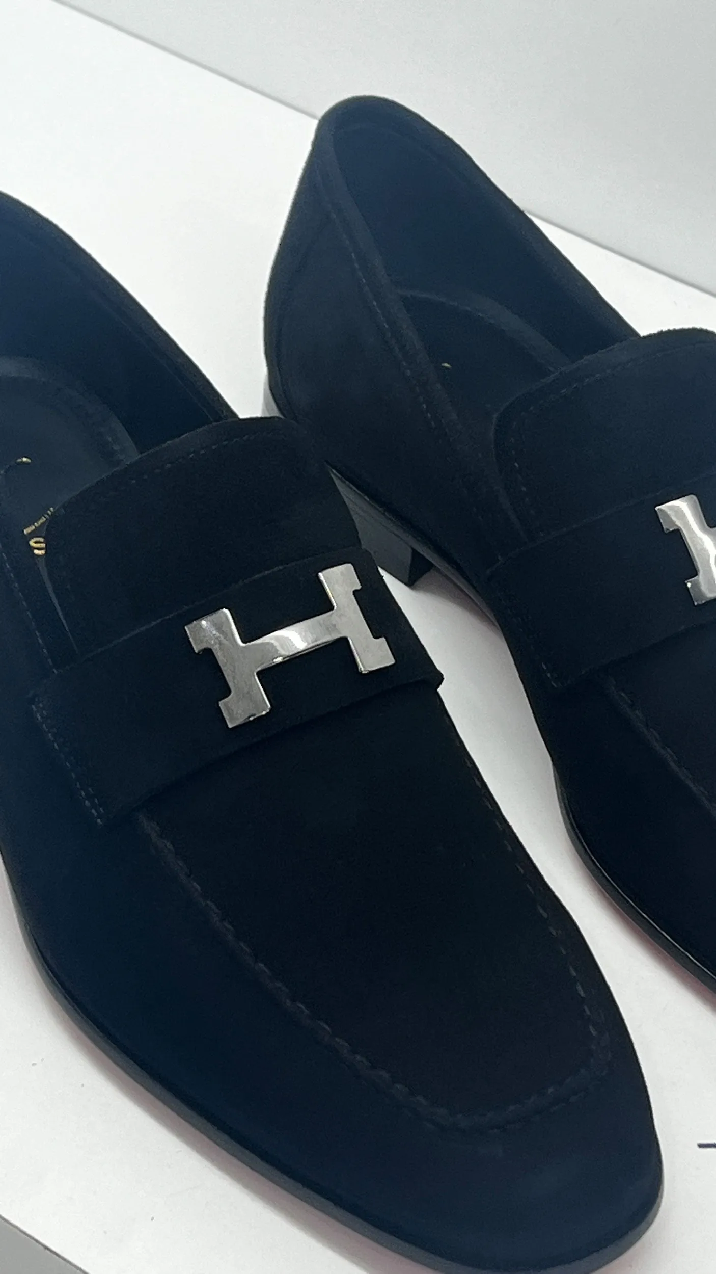 Style: 24306S-Black
