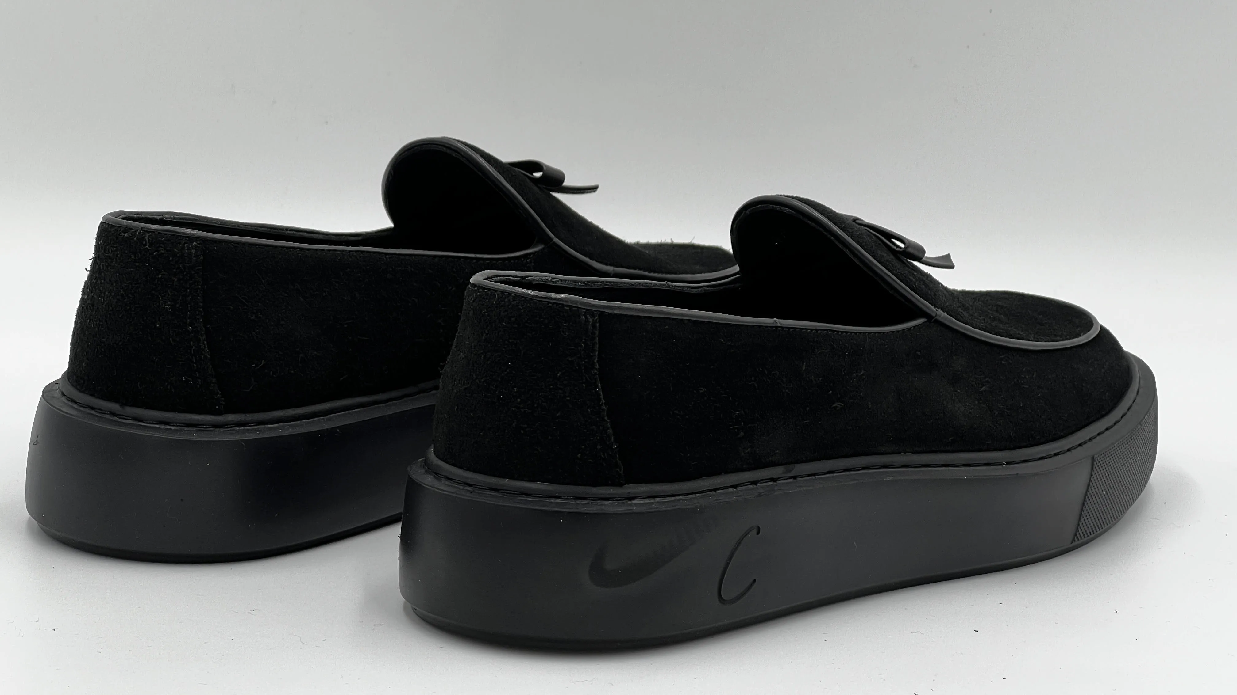 Style: S8856-Black