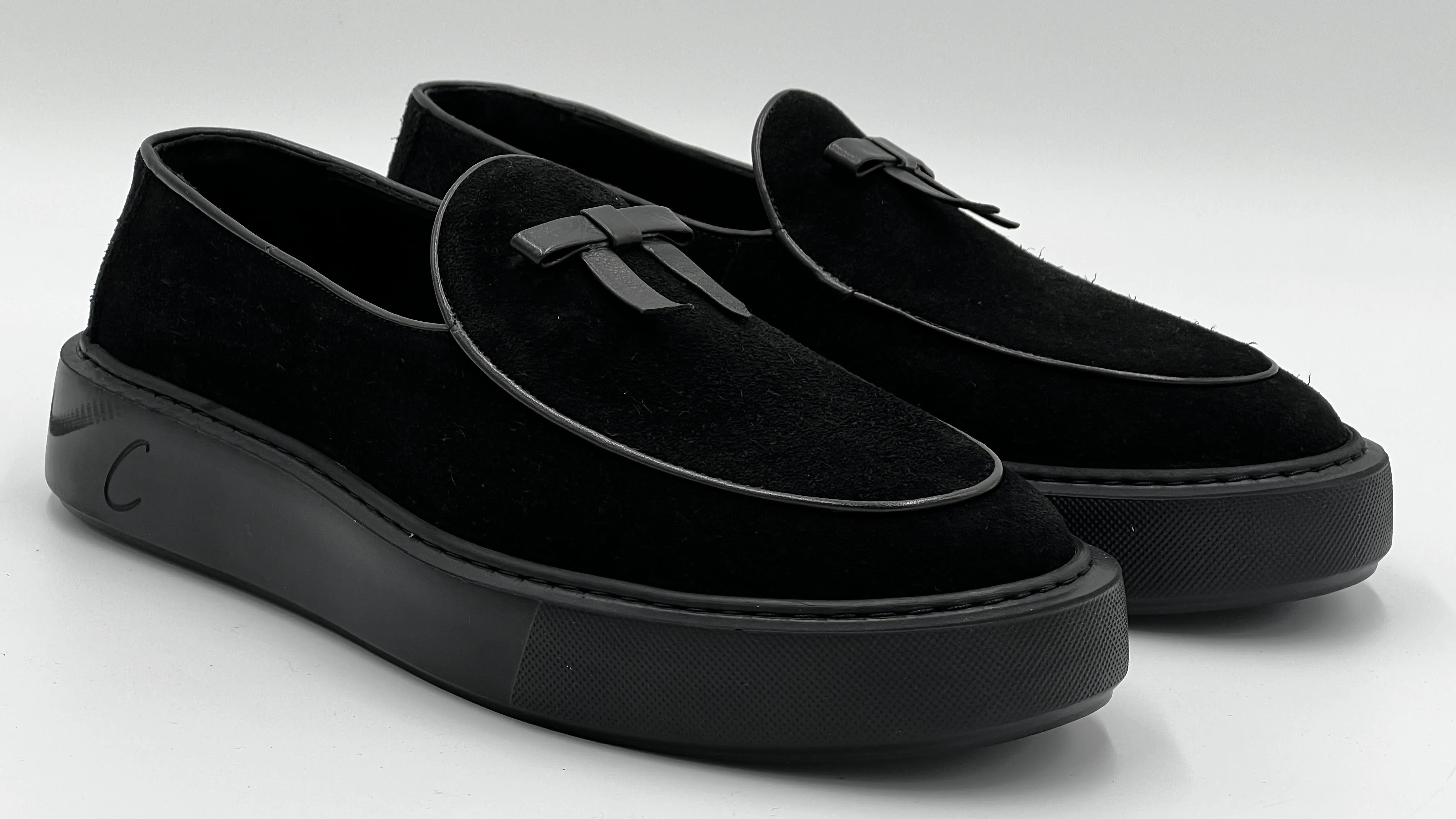 Style: S8856-Black