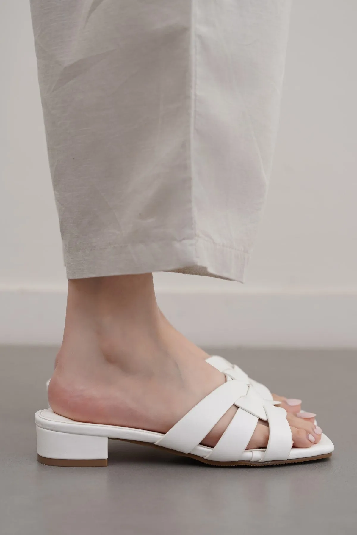 VENICE BLOCK HEEL