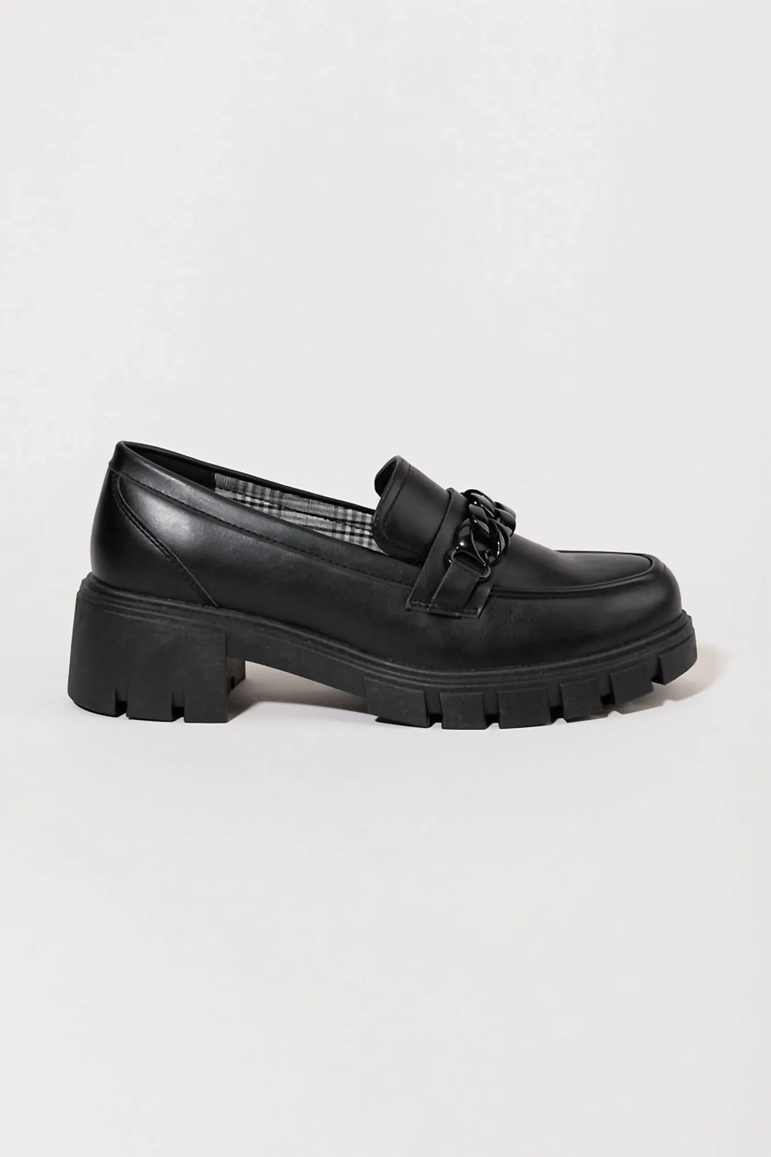 Women's Una Chunky Chain Loafer In Black